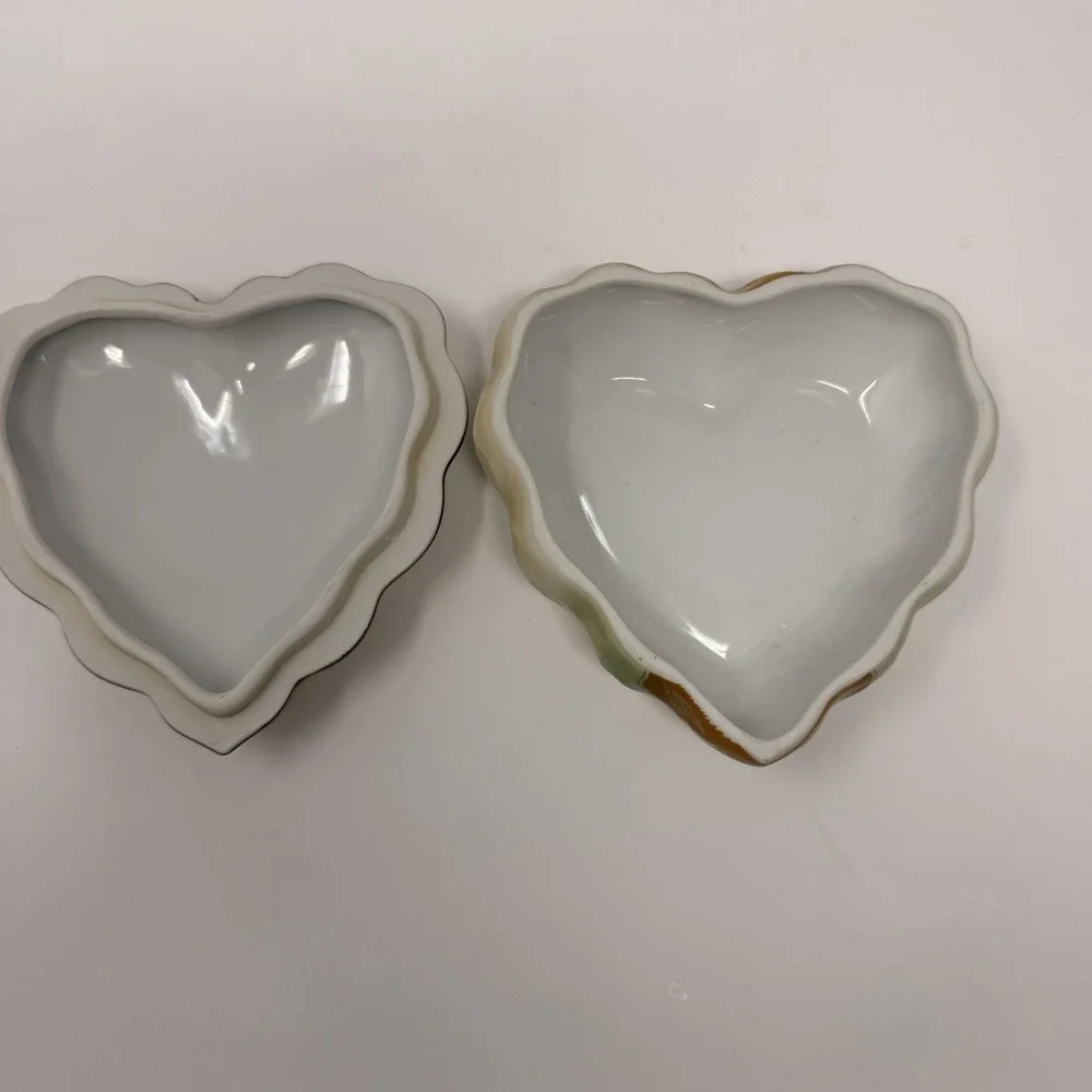 Vtg R.S. Suhl Heart Porcelain Trinket Box Floral Jewelry Dish Japan‎ 4.5
